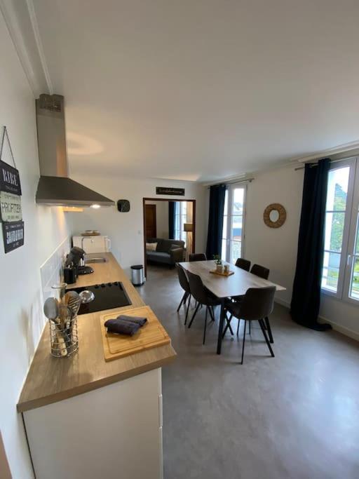 Studio +++ Tres Agreable En Centre Ville Doué-la-Fontaine Exterior foto